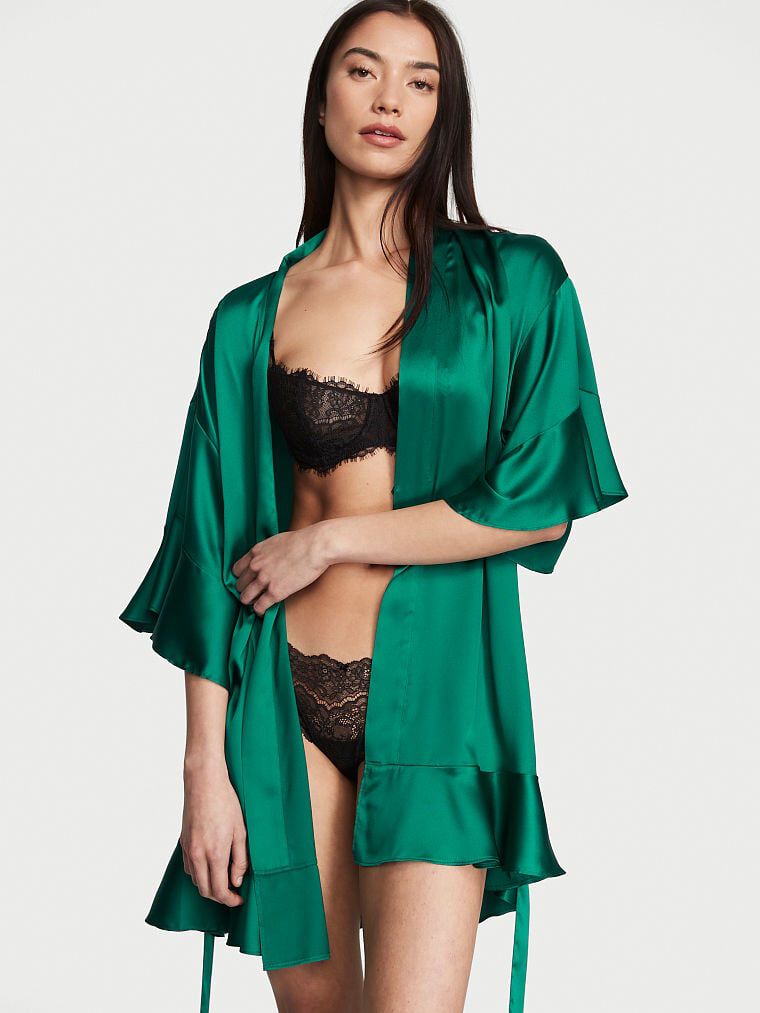 Victoria sleepwear deals