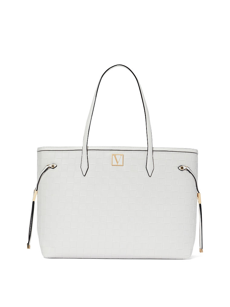 The Victoria Carryall Tote image number null