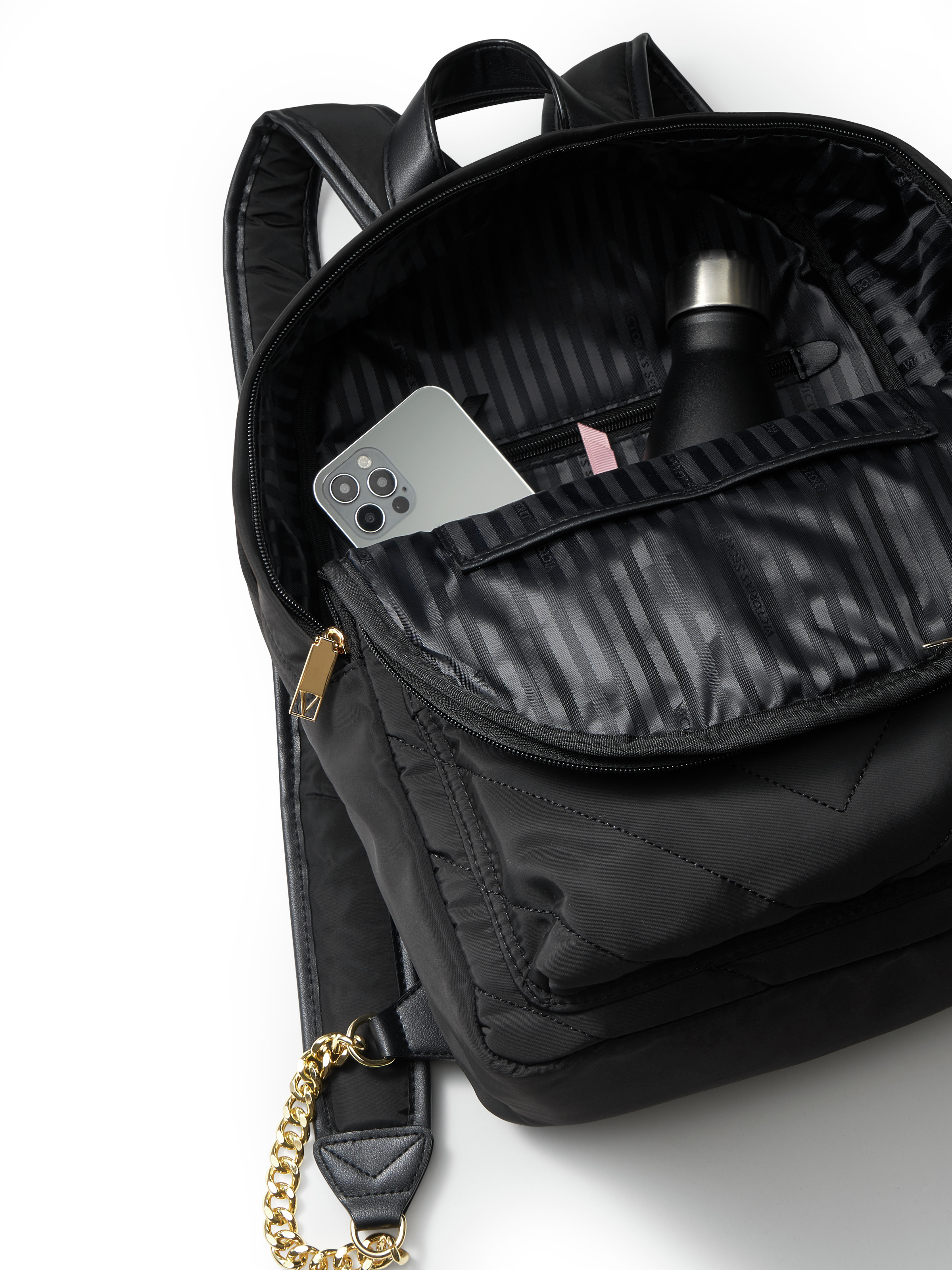 The VS Getaway Travel Backpack image number null